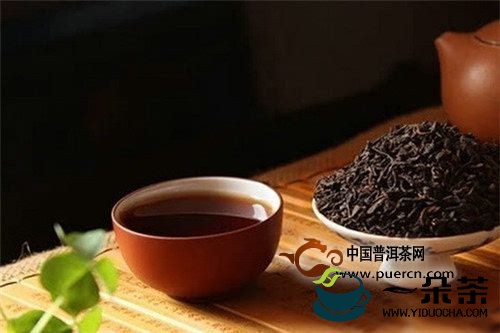 喝黑茶禁忌：这几类人群不宜喝黑茶