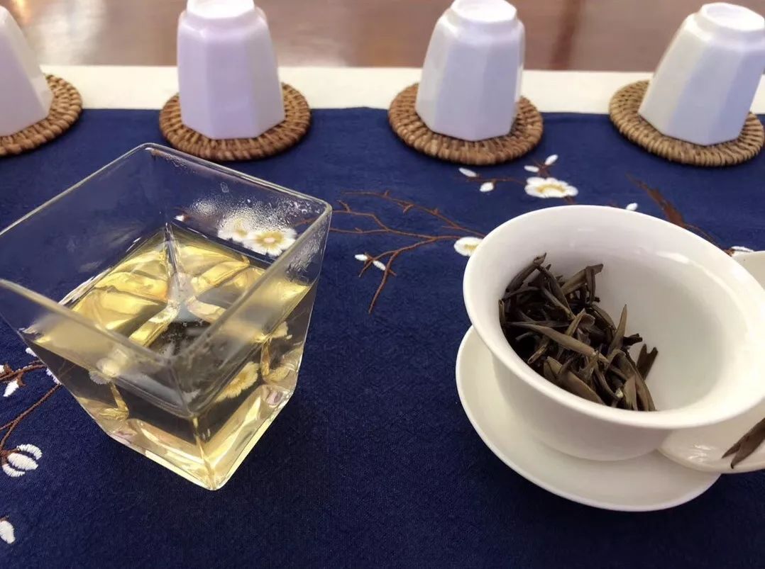 茶杯的选择会影响茶汤口感吗？