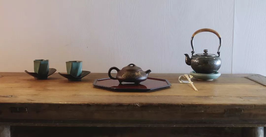 中华茶奥会茶具设计赛作品赏析（37）——《石梅》