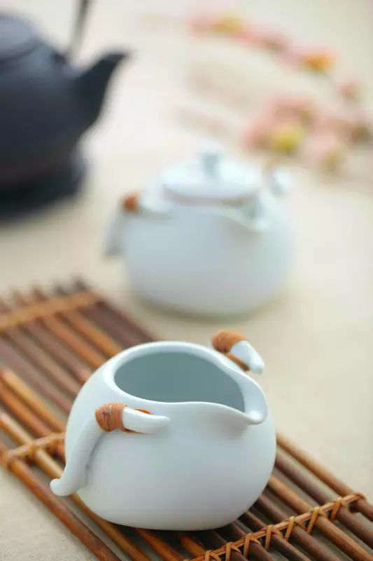 喝茶的最佳温度应该是多少呢？